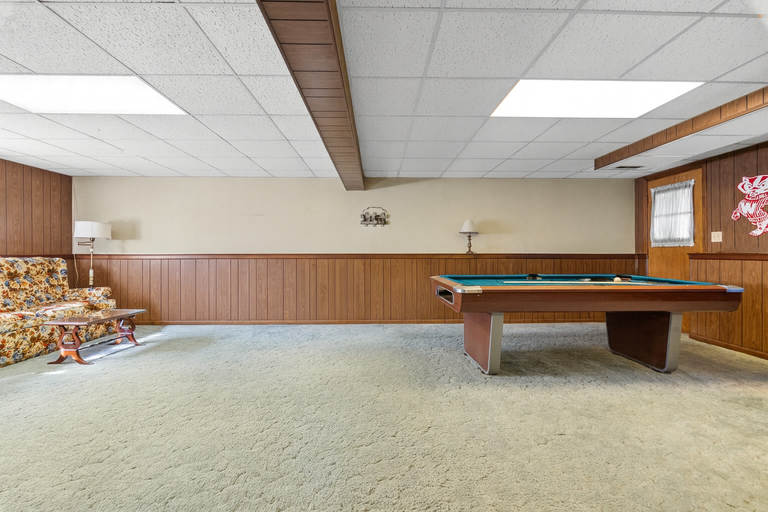 7831 Clarendon Hills Road, Willowbrook, IL 60527