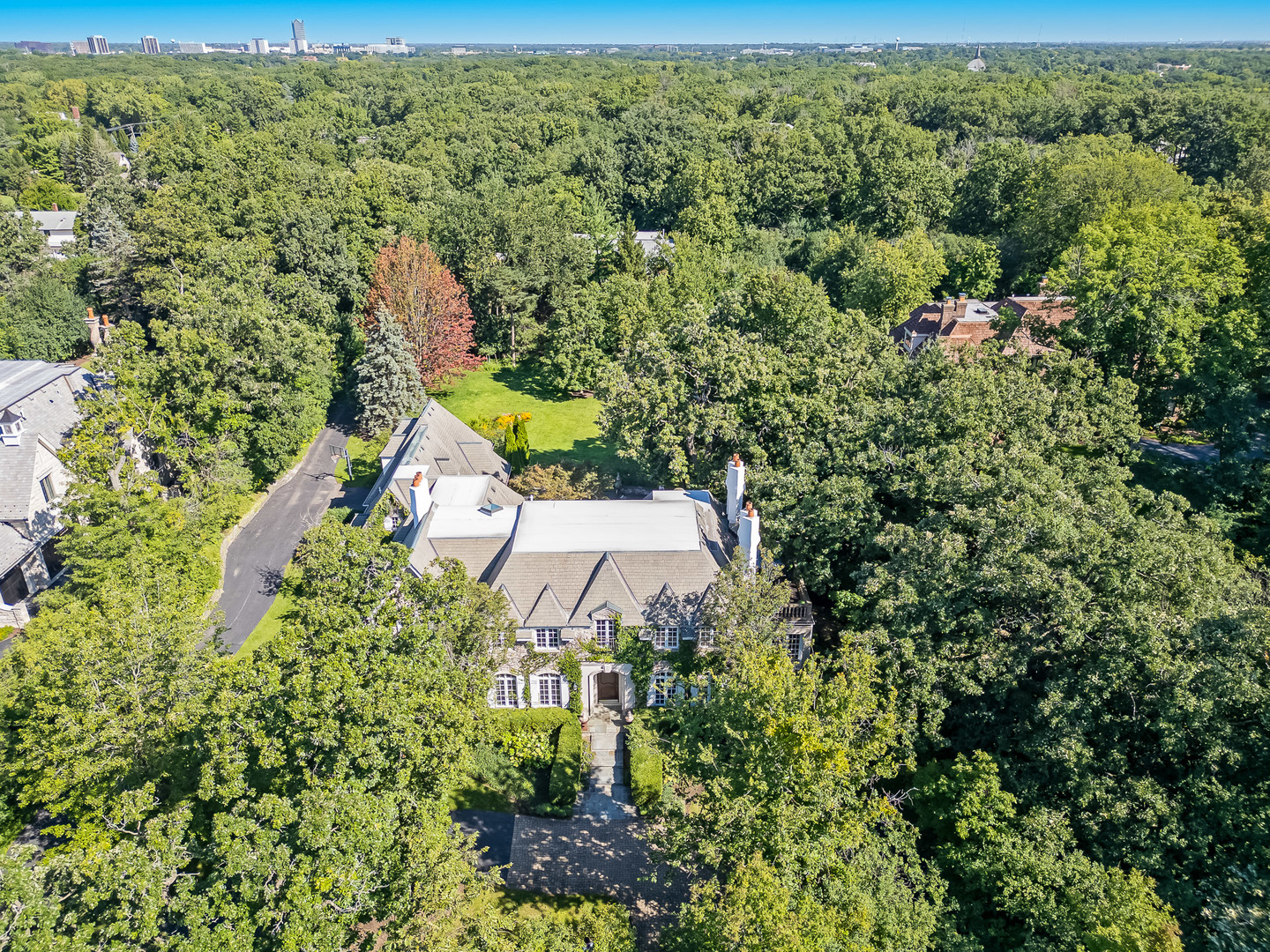 401 Glendale Avenue, Oak Brook, IL 60523