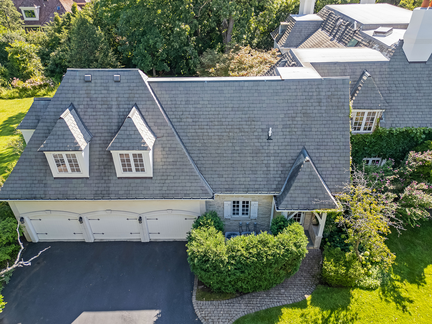 401 Glendale Avenue, Oak Brook, IL 60523
