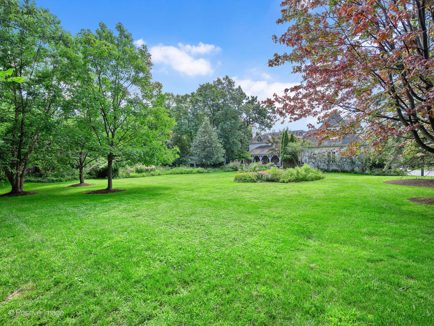 401 Glendale Avenue, Oak Brook, IL 60523