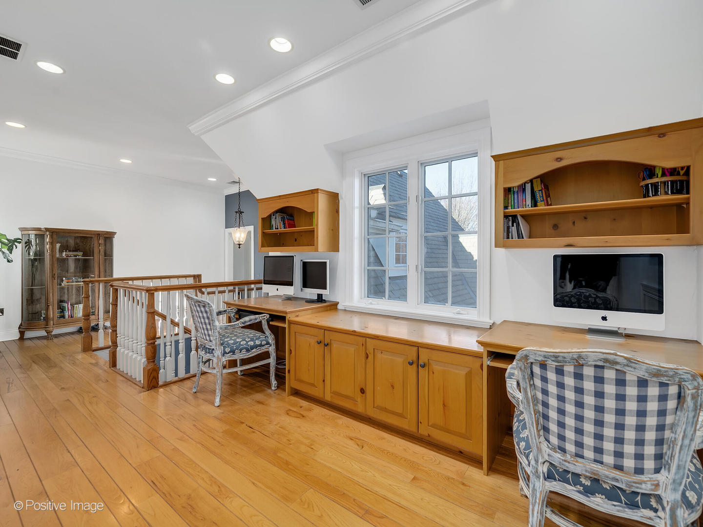 401 Glendale Avenue, Oak Brook, IL 60523