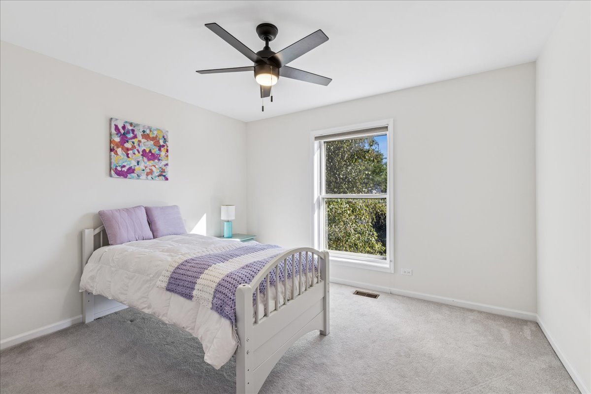 1300 Alexandra Boulevard, Crystal Lake, IL 60014