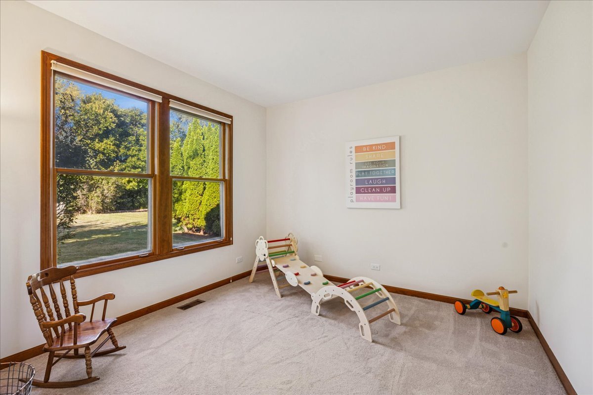 1300 Alexandra Boulevard, Crystal Lake, IL 60014