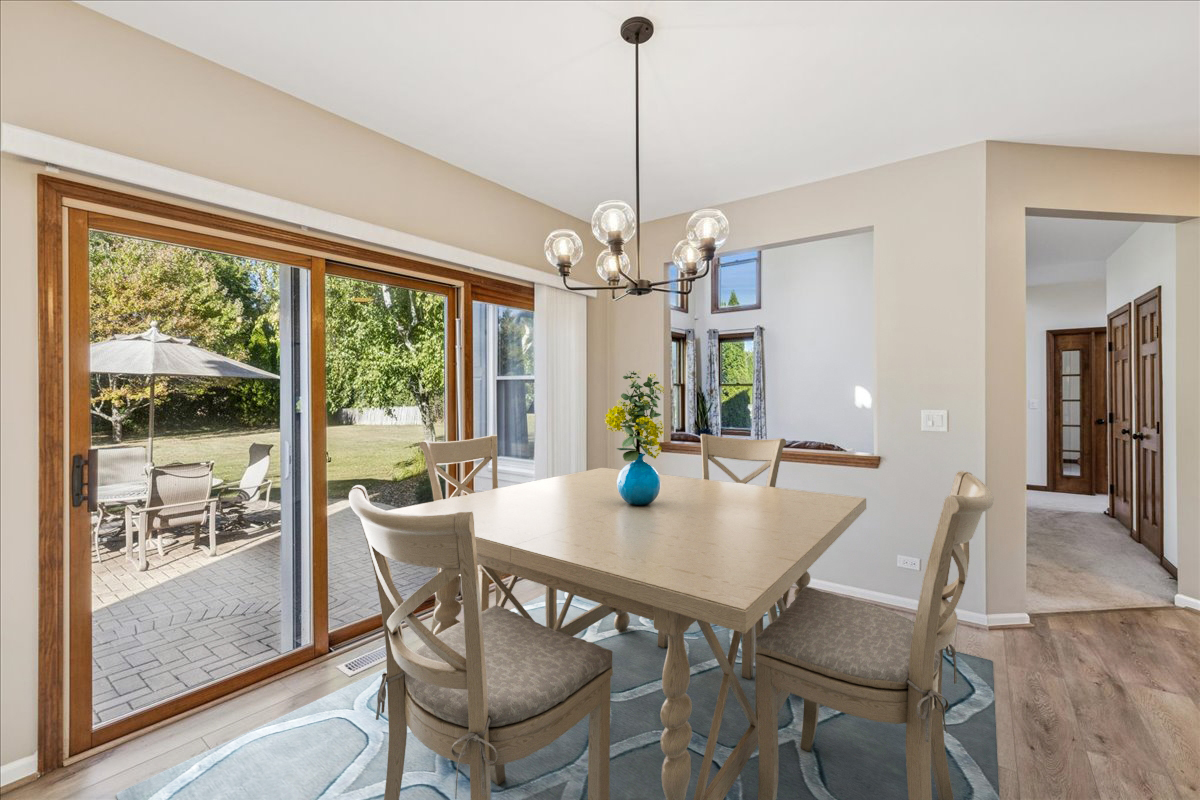 1300 Alexandra Boulevard, Crystal Lake, IL 60014