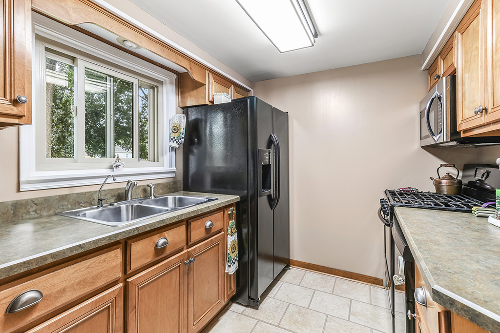 1326 S Washington Street, Lockport, IL 60441