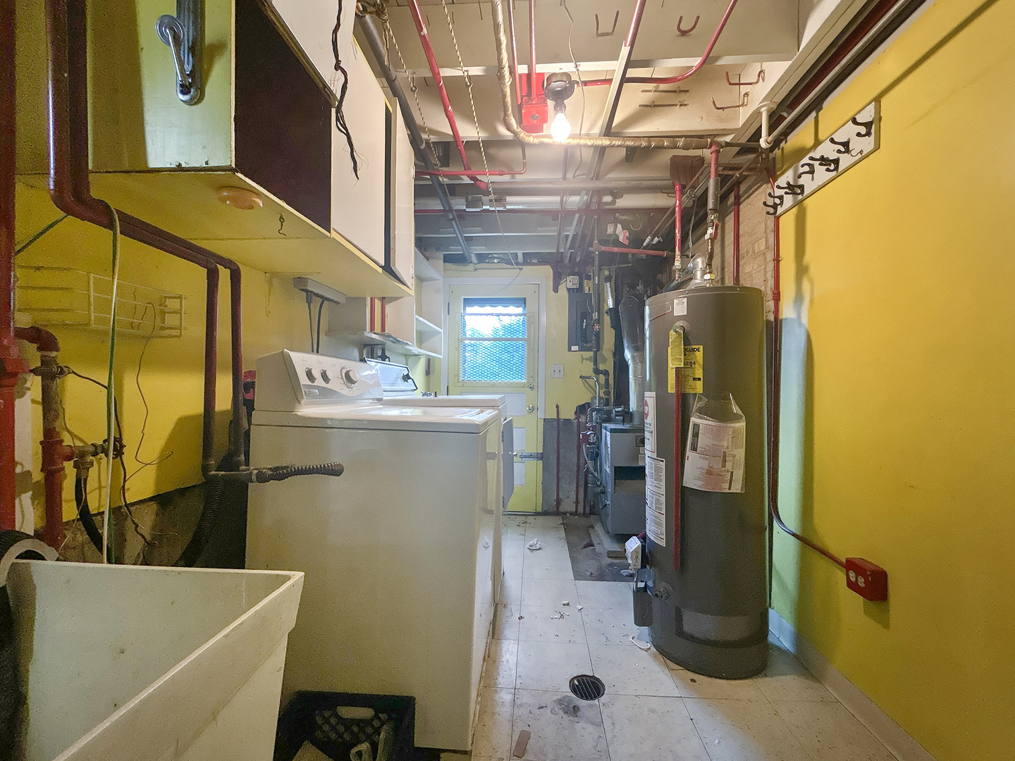 36 S Highview Avenue, Addison, IL 60101