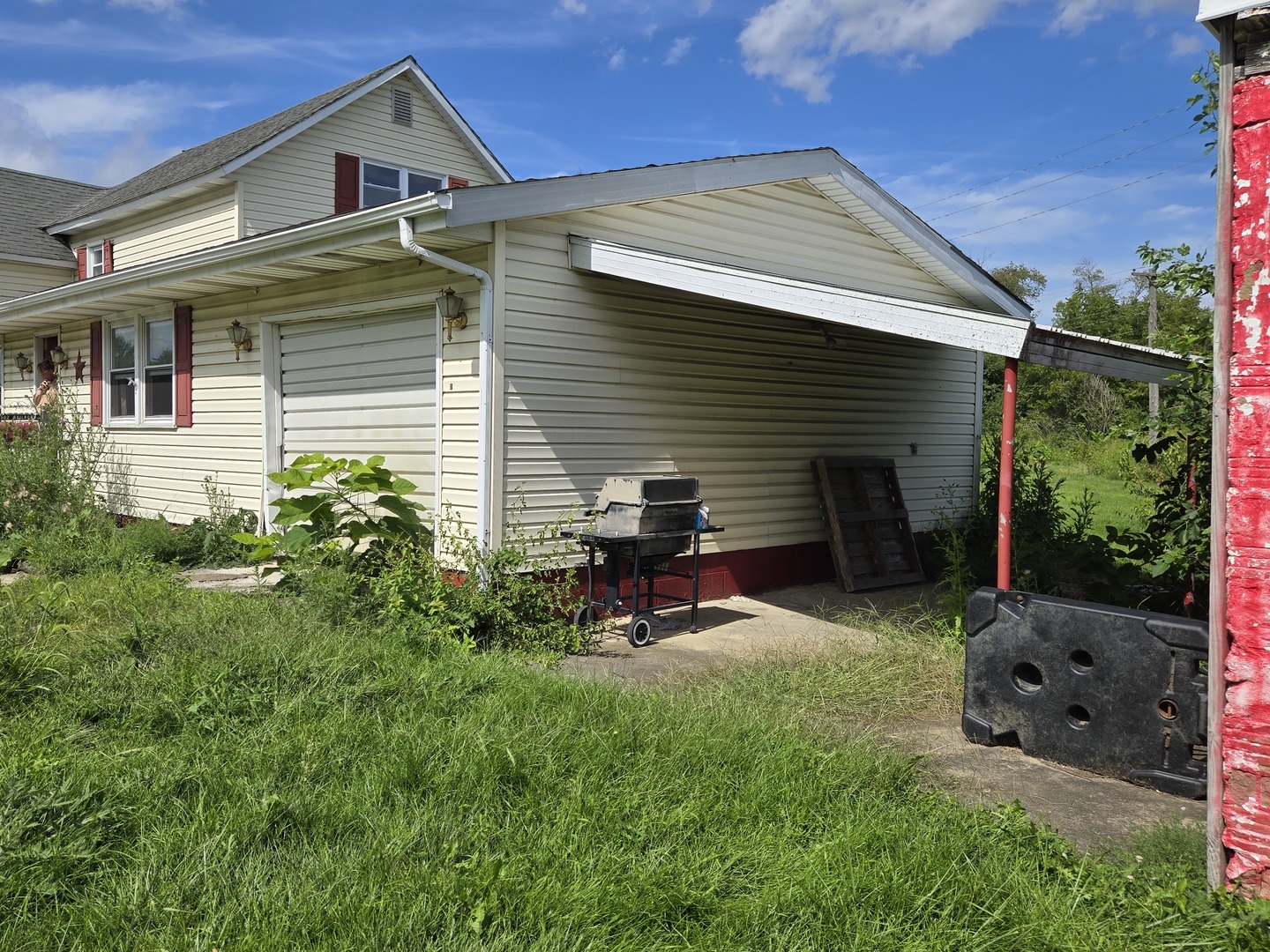 802 Railroad Street, Beaverville, IL 60912