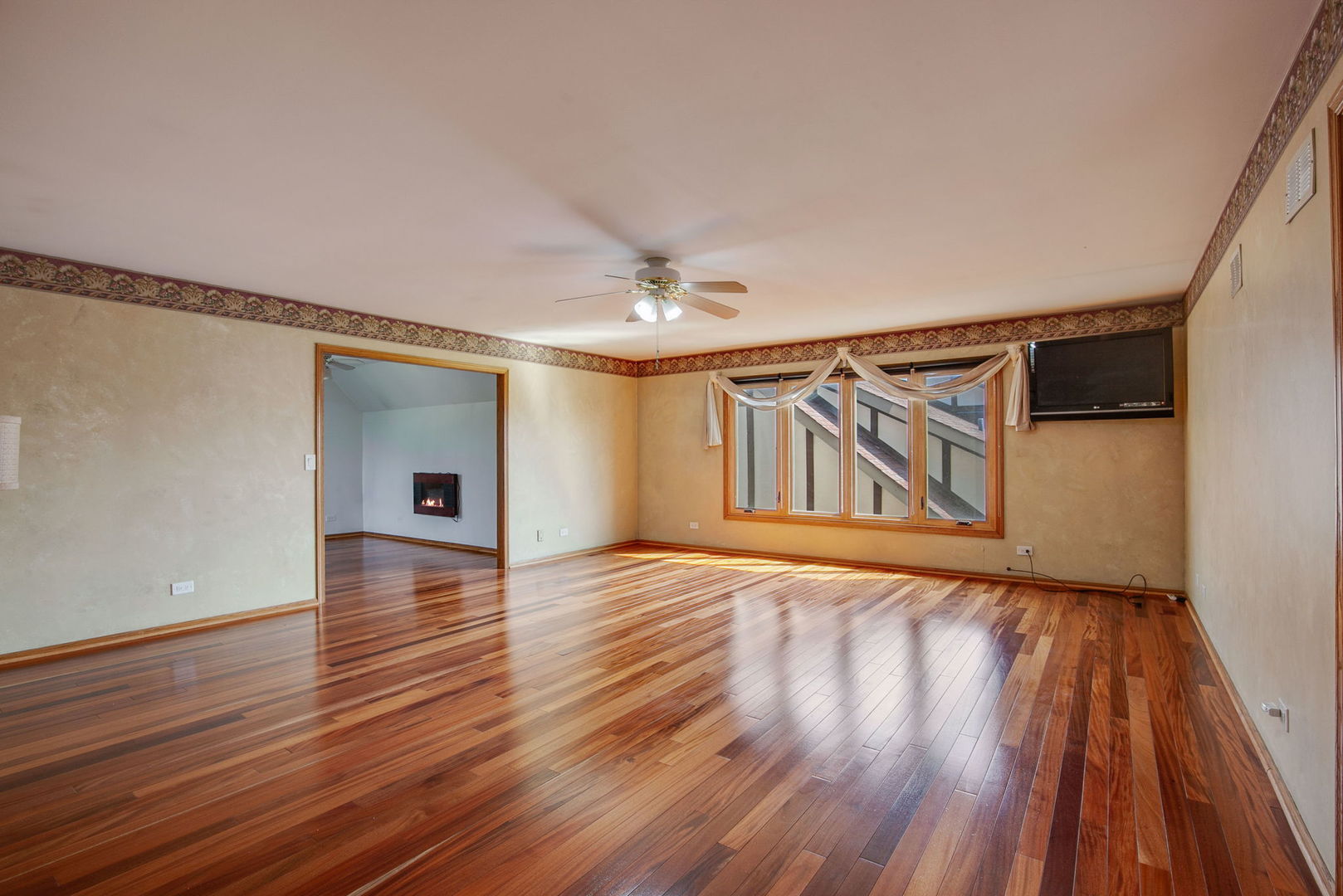 1395 Lilac Lane, Addison, IL 60101