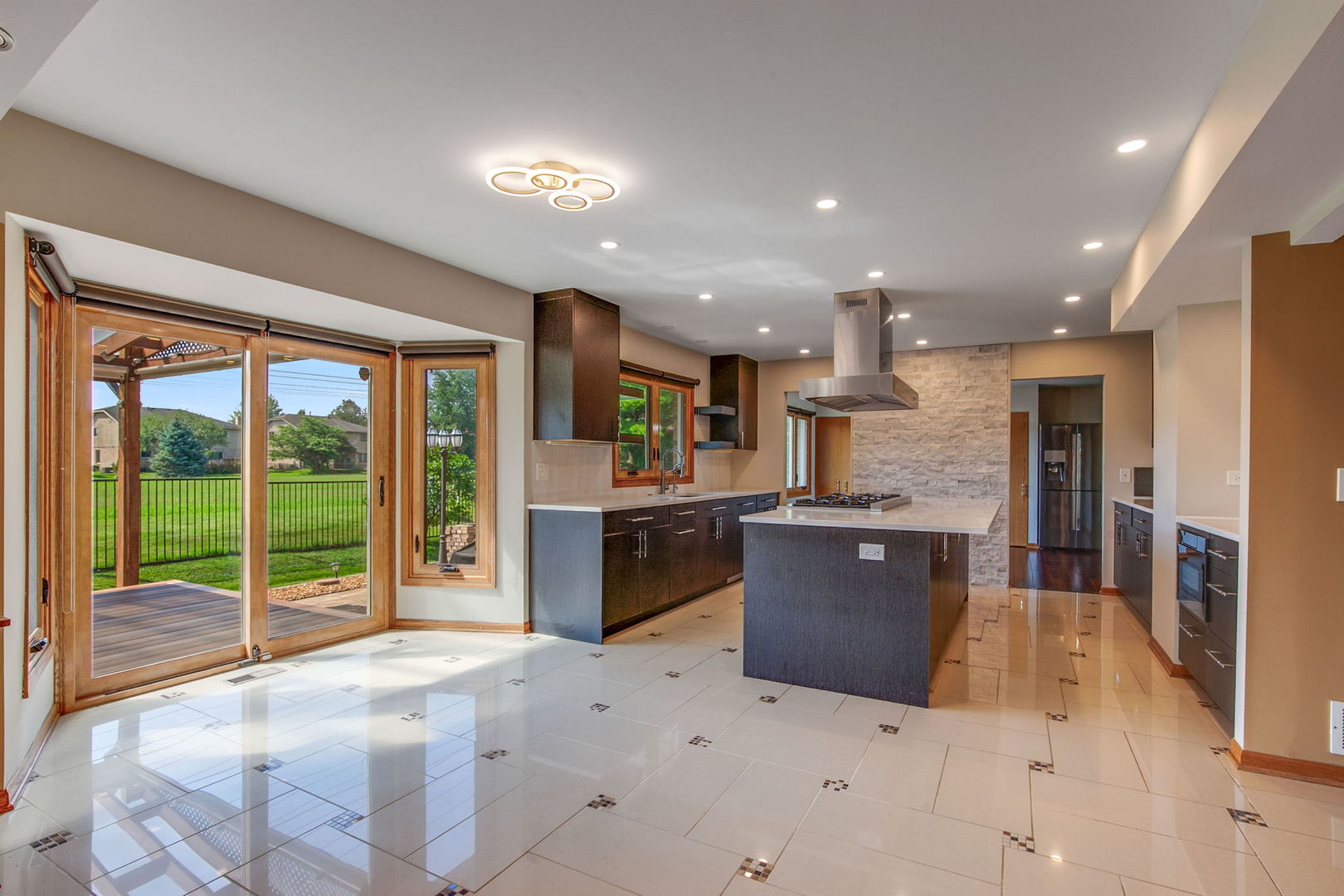 1395 Lilac Lane, Addison, IL 60101