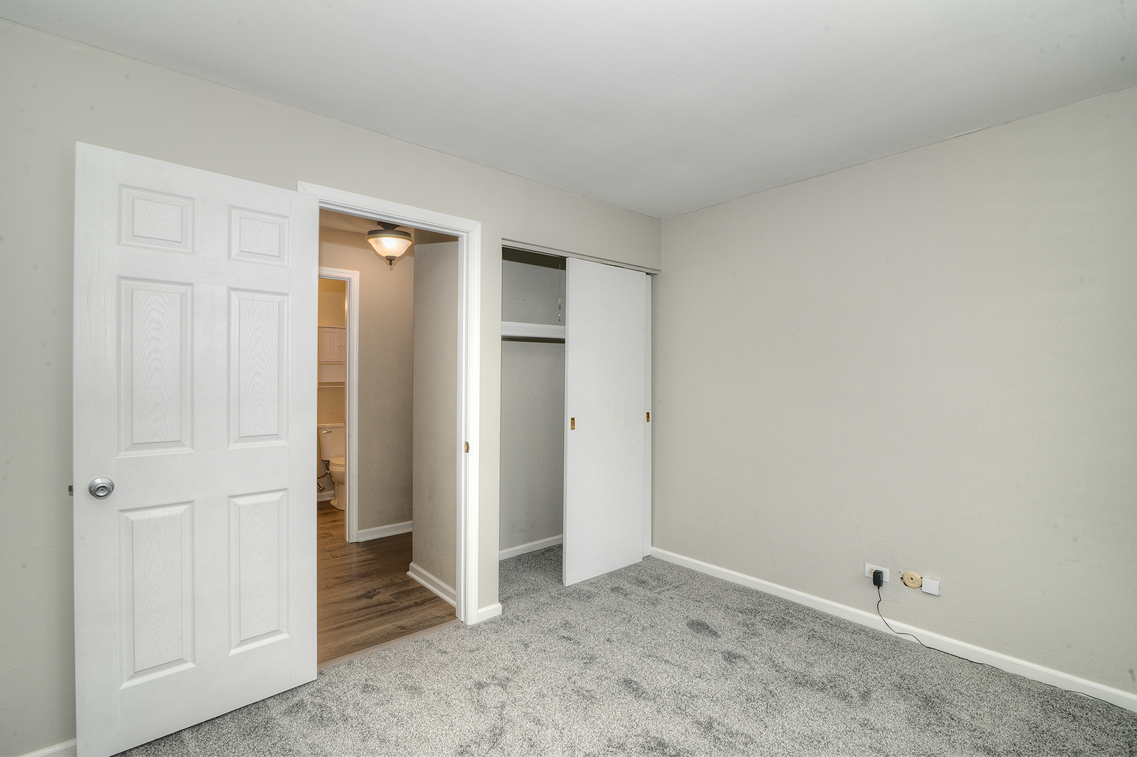 319 Indiana Court #D, Bloomingdale, IL 60108