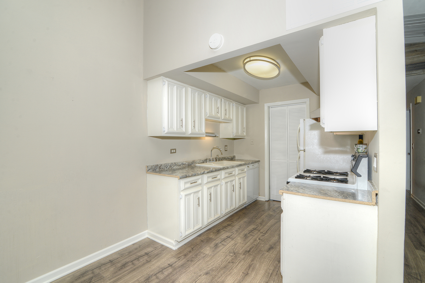 319 Indiana Court #D, Bloomingdale, IL 60108