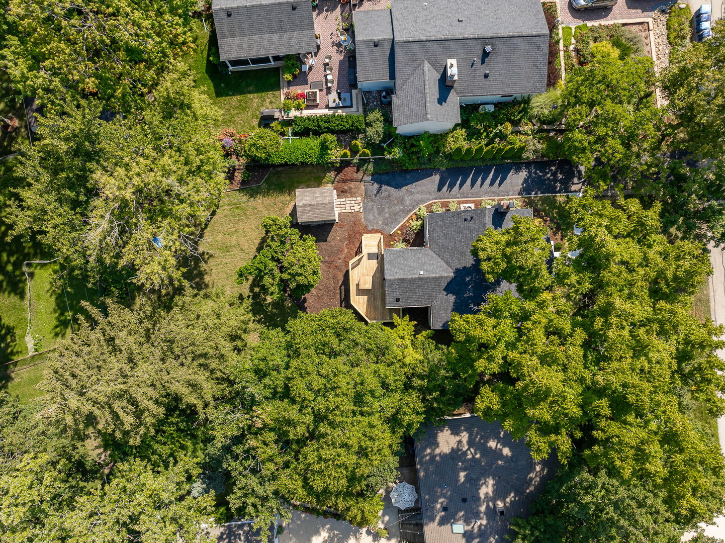 5513 Pershing Avenue, Downers Grove, IL 60515