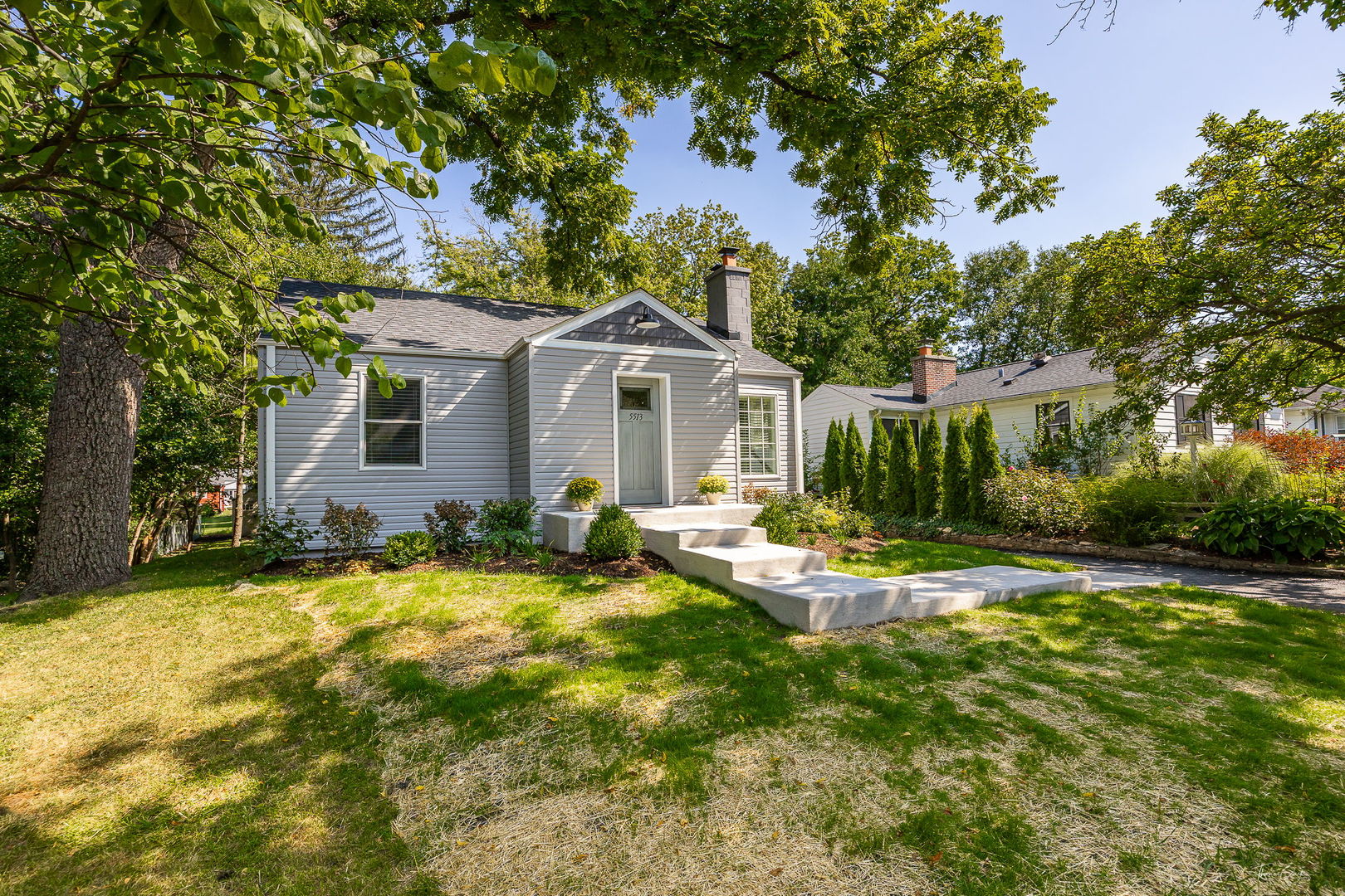 5513 Pershing Avenue, Downers Grove, IL 60515