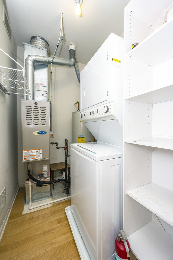 621 W Natalie Lane, Addison, IL 60101