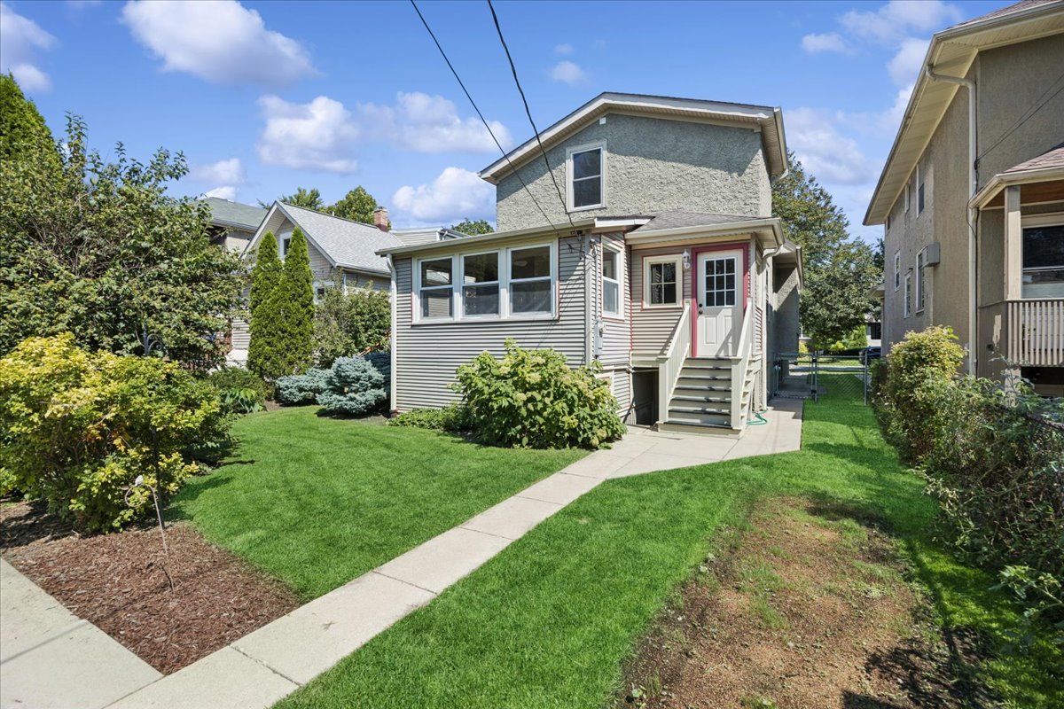 807 S Lombard Avenue, Oak Park, IL 60304