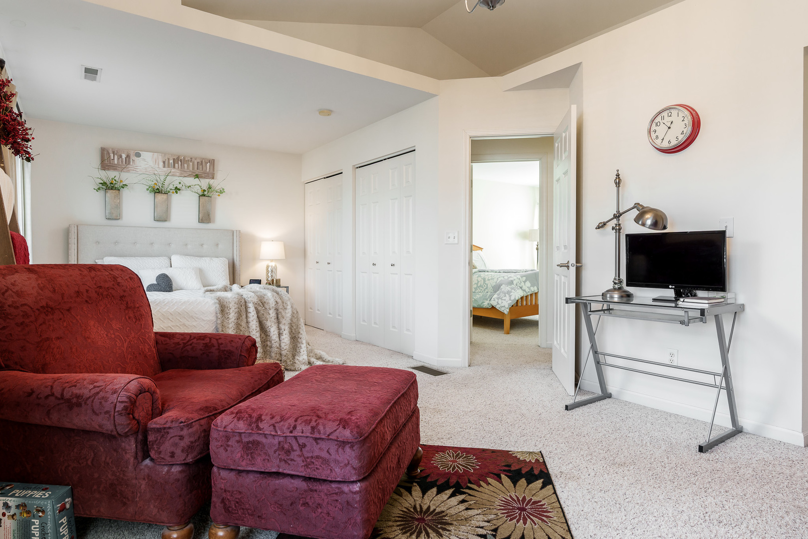 6566 Broadcast Parkway, Loves Park, IL 61111