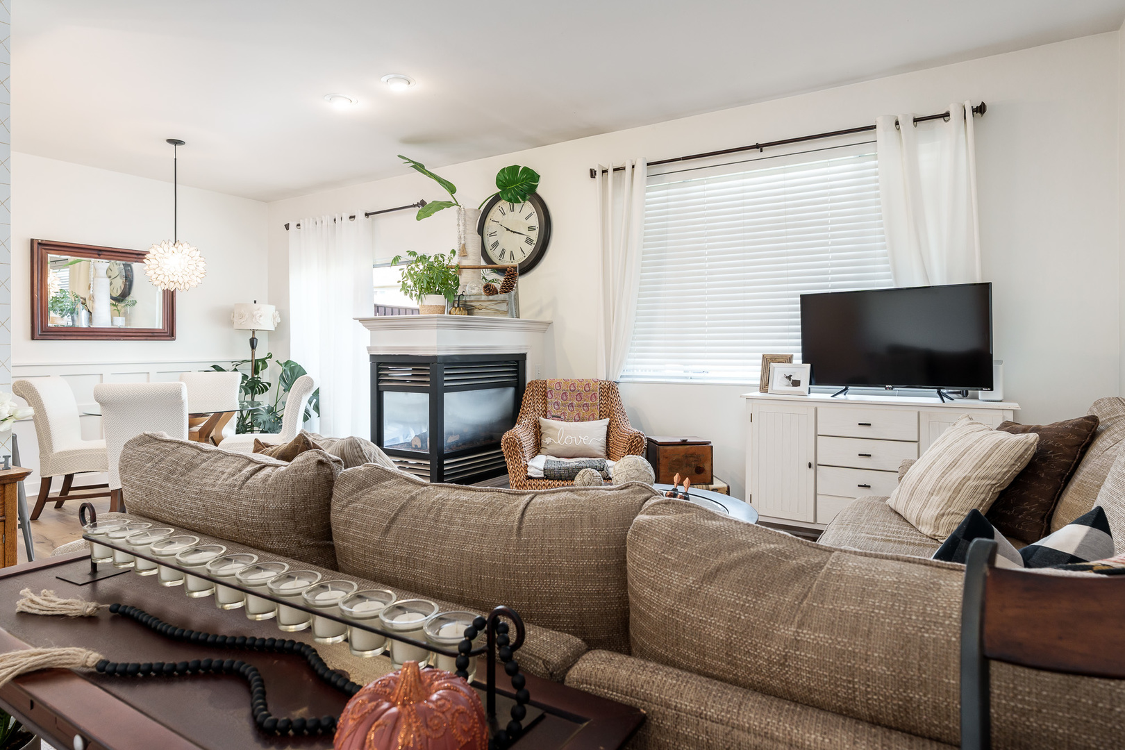 6566 Broadcast Parkway, Loves Park, IL 61111