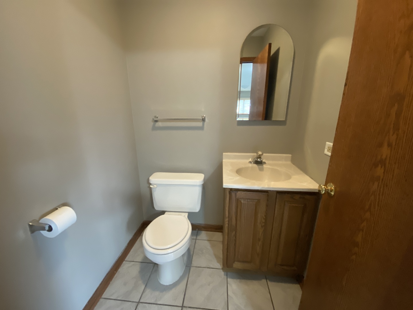 2021 Kirschoff Street, Melrose Park, IL 60164