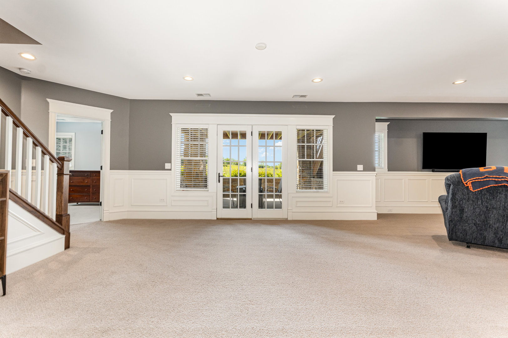 851 Wheatfield Avenue, Sugar Grove, IL 60554