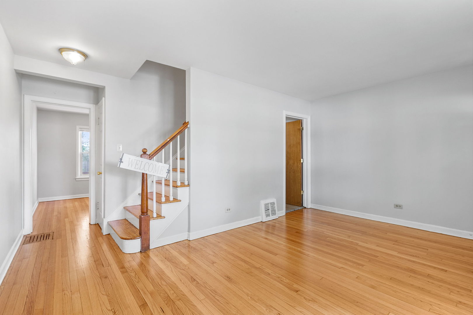 1004 S Taylor Avenue, Oak Park, IL 60304