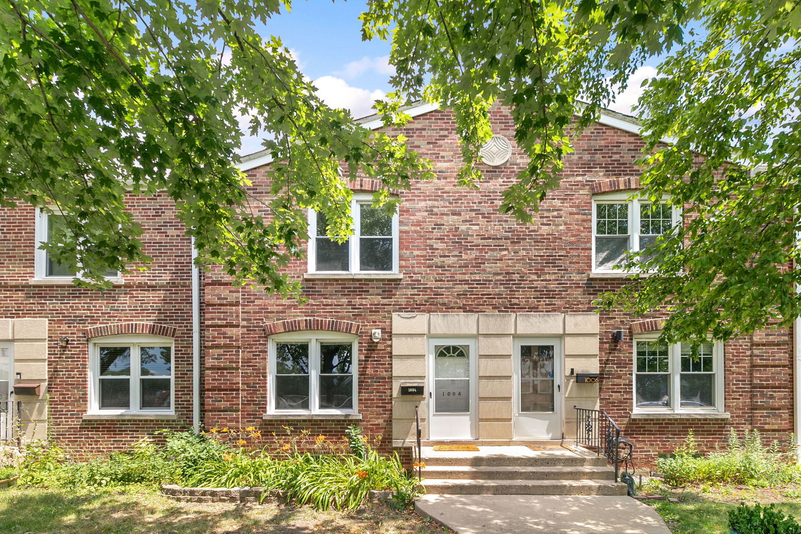 1004 S Taylor Avenue, Oak Park, IL 60304