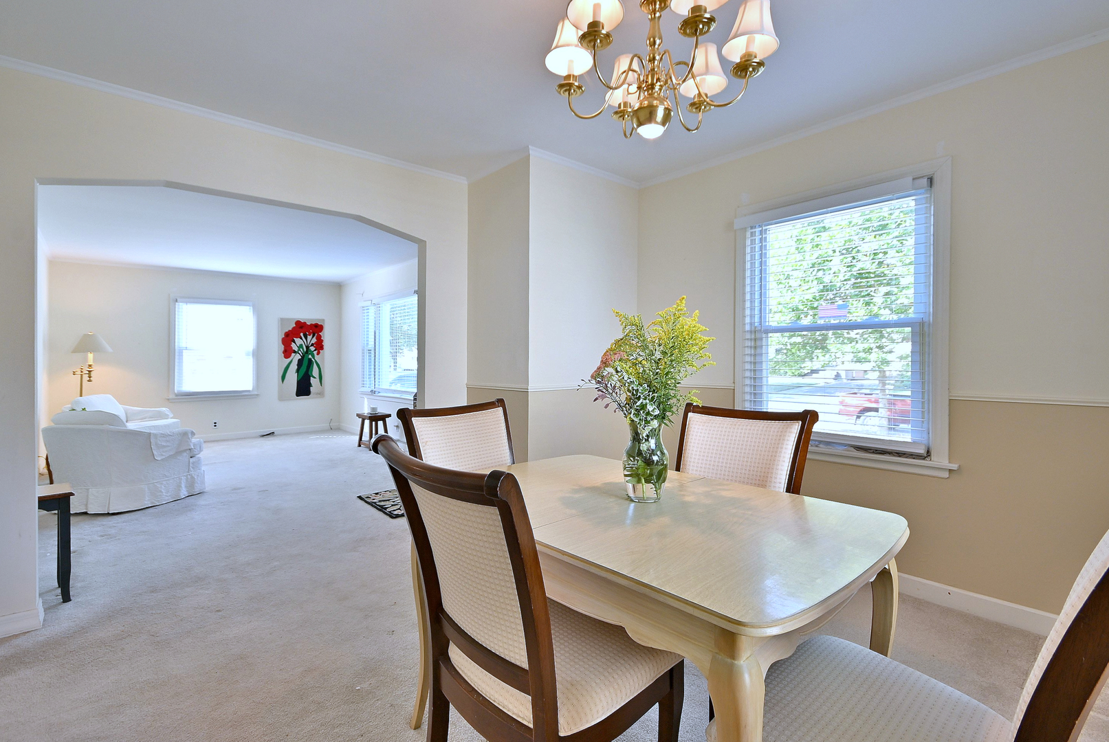 995 S Swain Avenue, Elmhurst, IL 60126