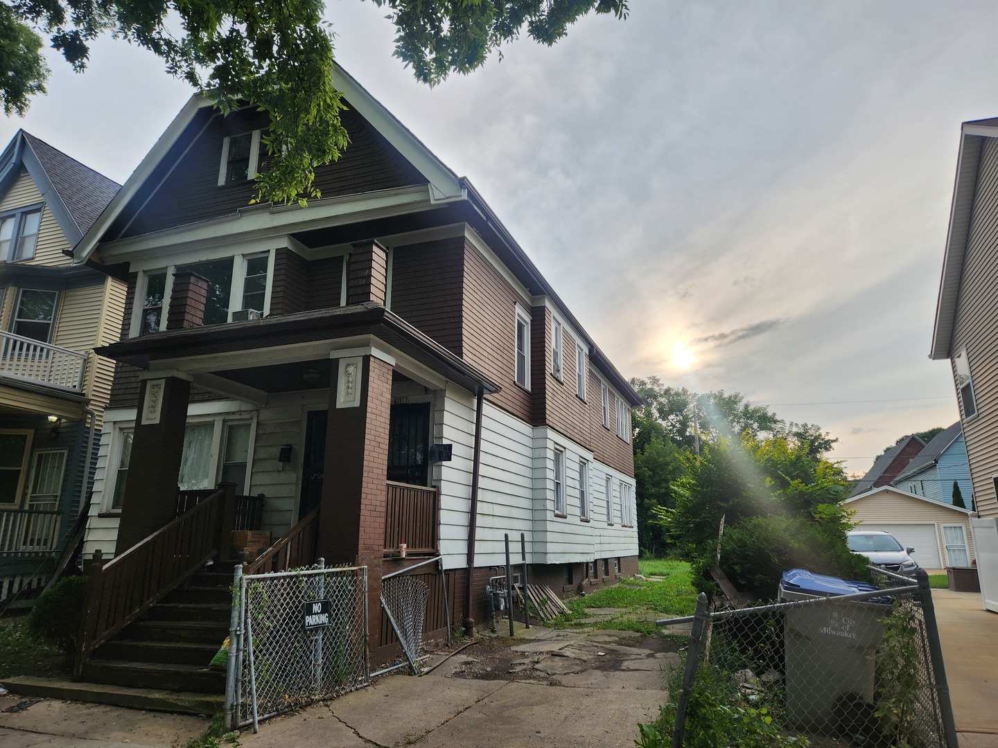 2215 N 15th Street, Milwaukee, WI 53205