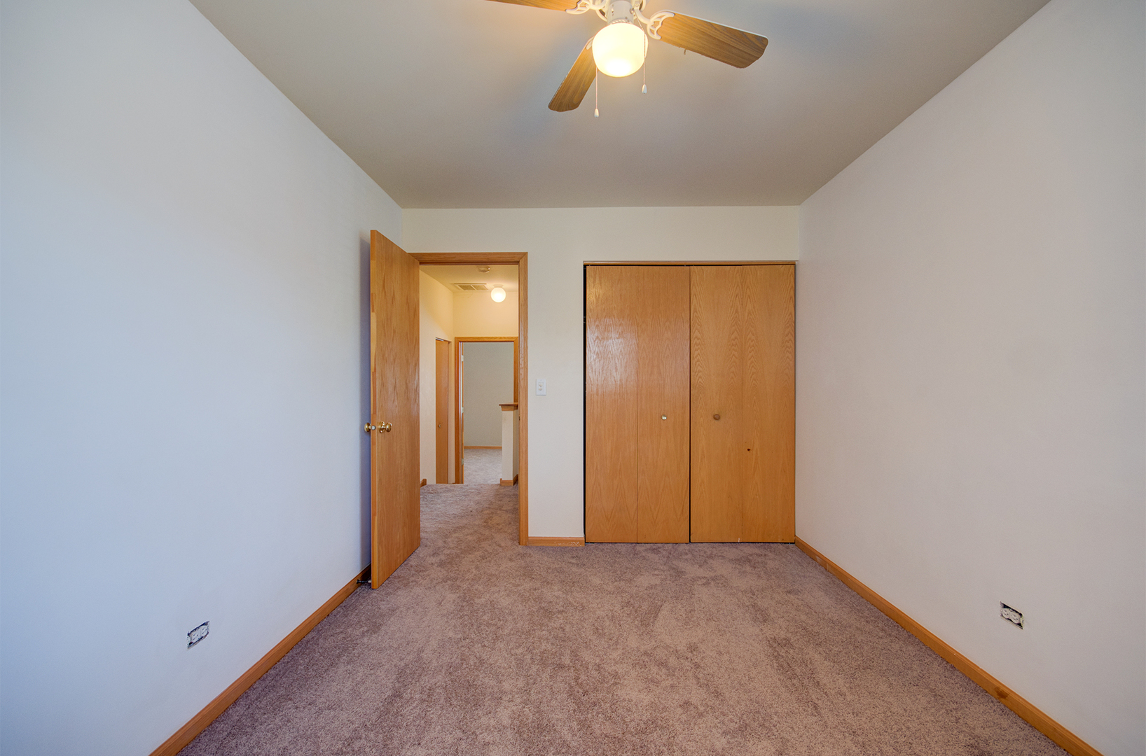 681 Springwood Drive, Joliet, IL 60431