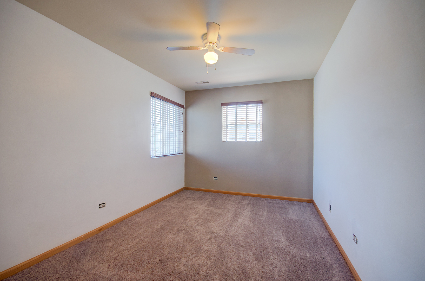 681 Springwood Drive, Joliet, IL 60431