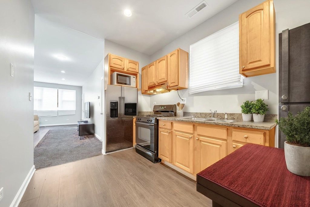 4936 S Loomis Street, Chicago, IL 60609