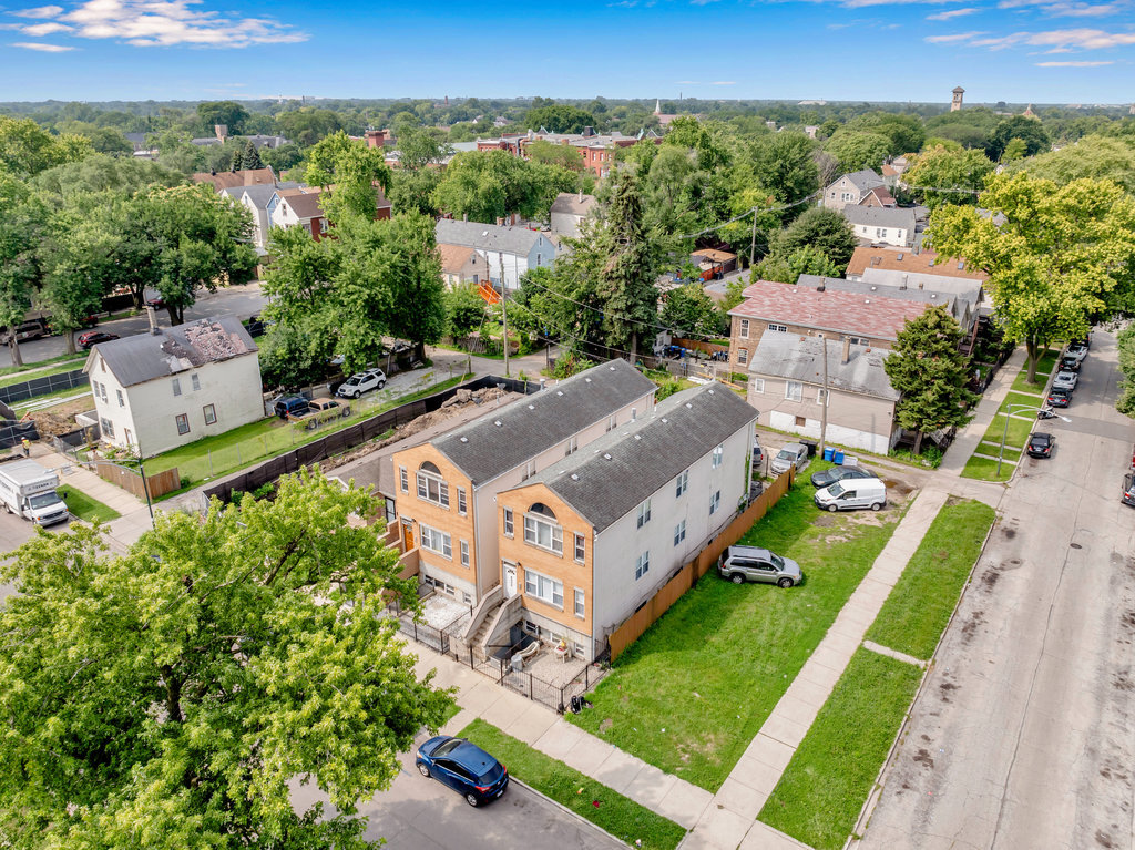 4936 S Loomis Street, Chicago, IL 60609
