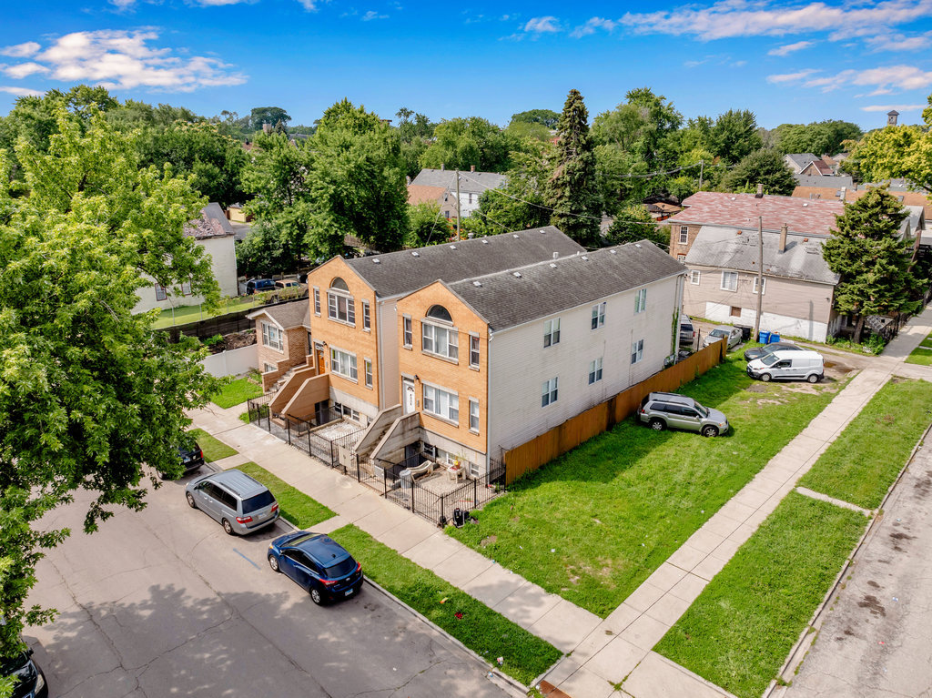 4936 S Loomis Street, Chicago, IL 60609