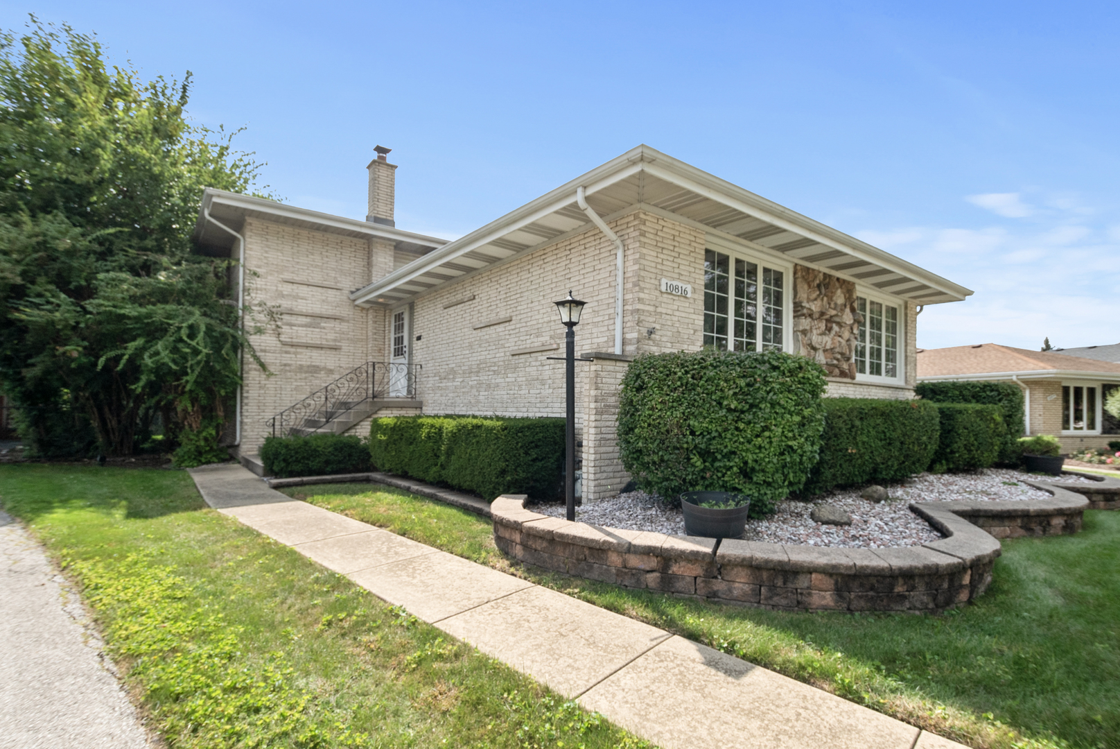 10816 Leclaire Avenue, Oak Lawn, IL 60453