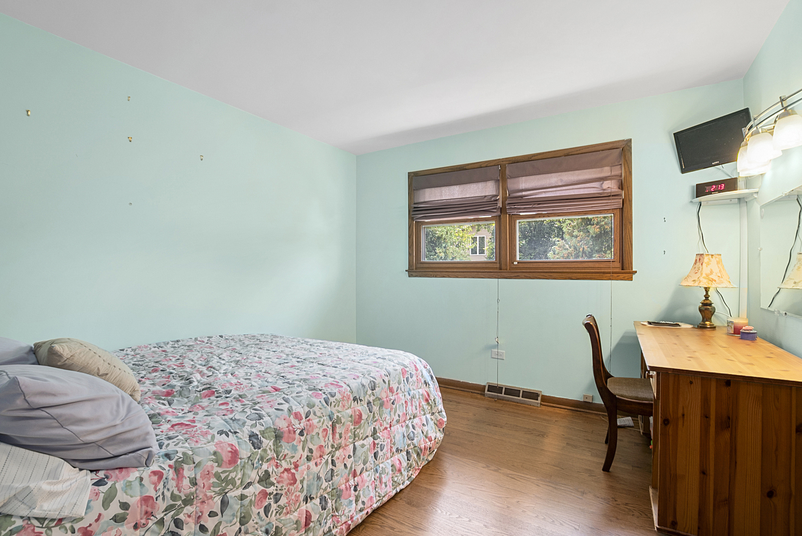 10816 Leclaire Avenue, Oak Lawn, IL 60453