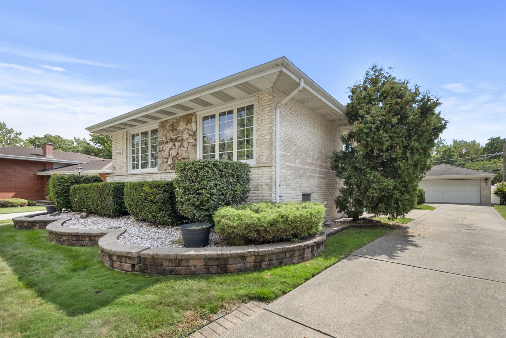 10816 Leclaire Avenue, Oak Lawn, IL 60453