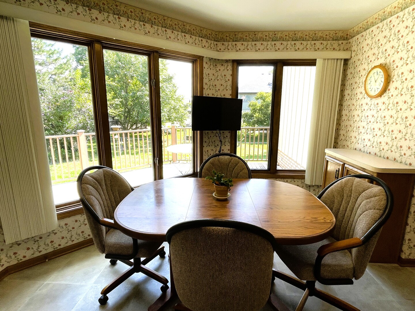 10211 S 88TH Avenue, Palos Hills, IL 60465
