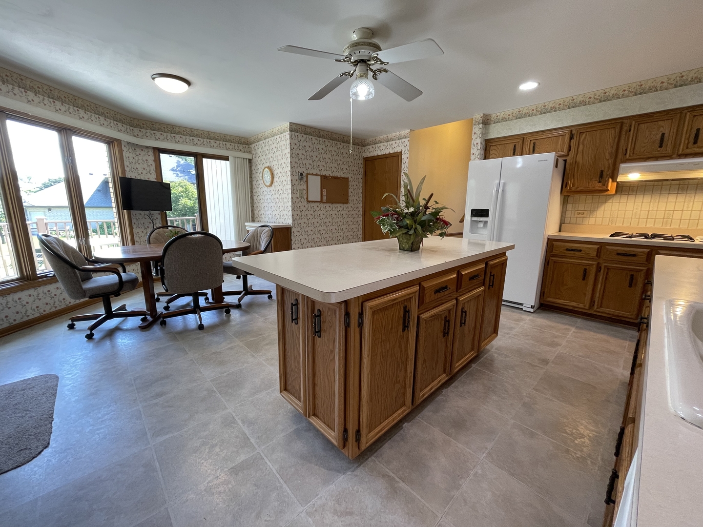 10211 S 88TH Avenue, Palos Hills, IL 60465