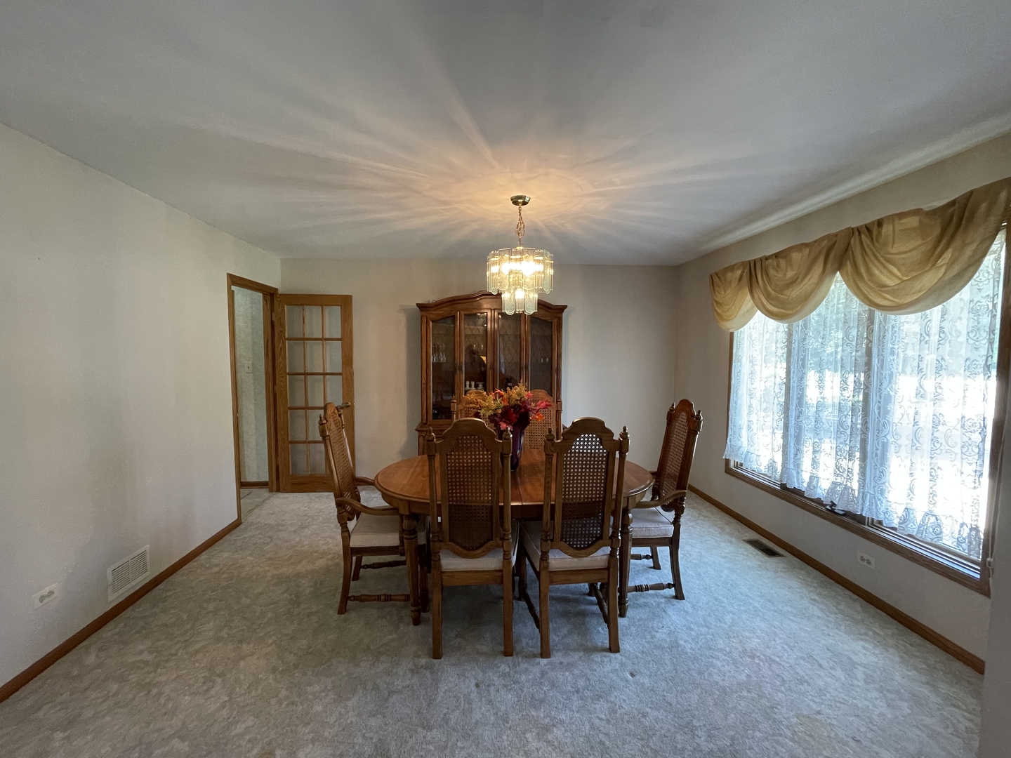 10211 S 88TH Avenue, Palos Hills, IL 60465