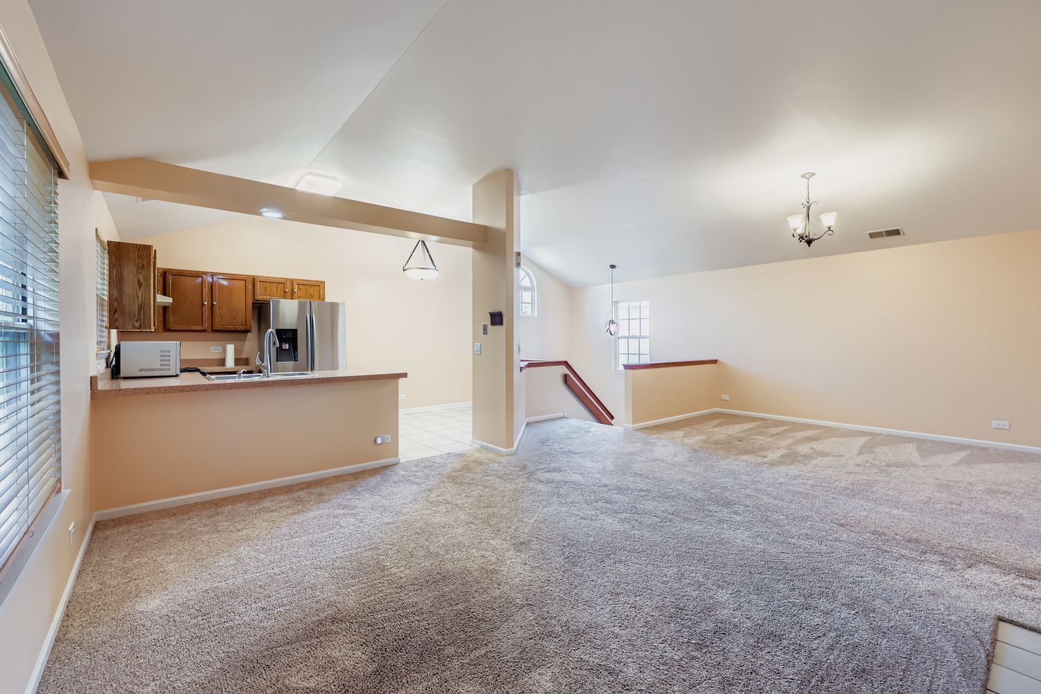 1212 Shawford Way, Elgin, IL 60120