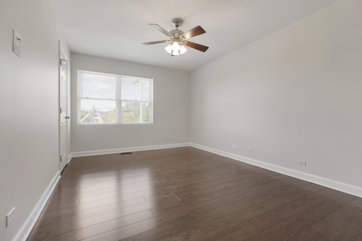 399 Fulton Avenue, South Elgin, IL 60177