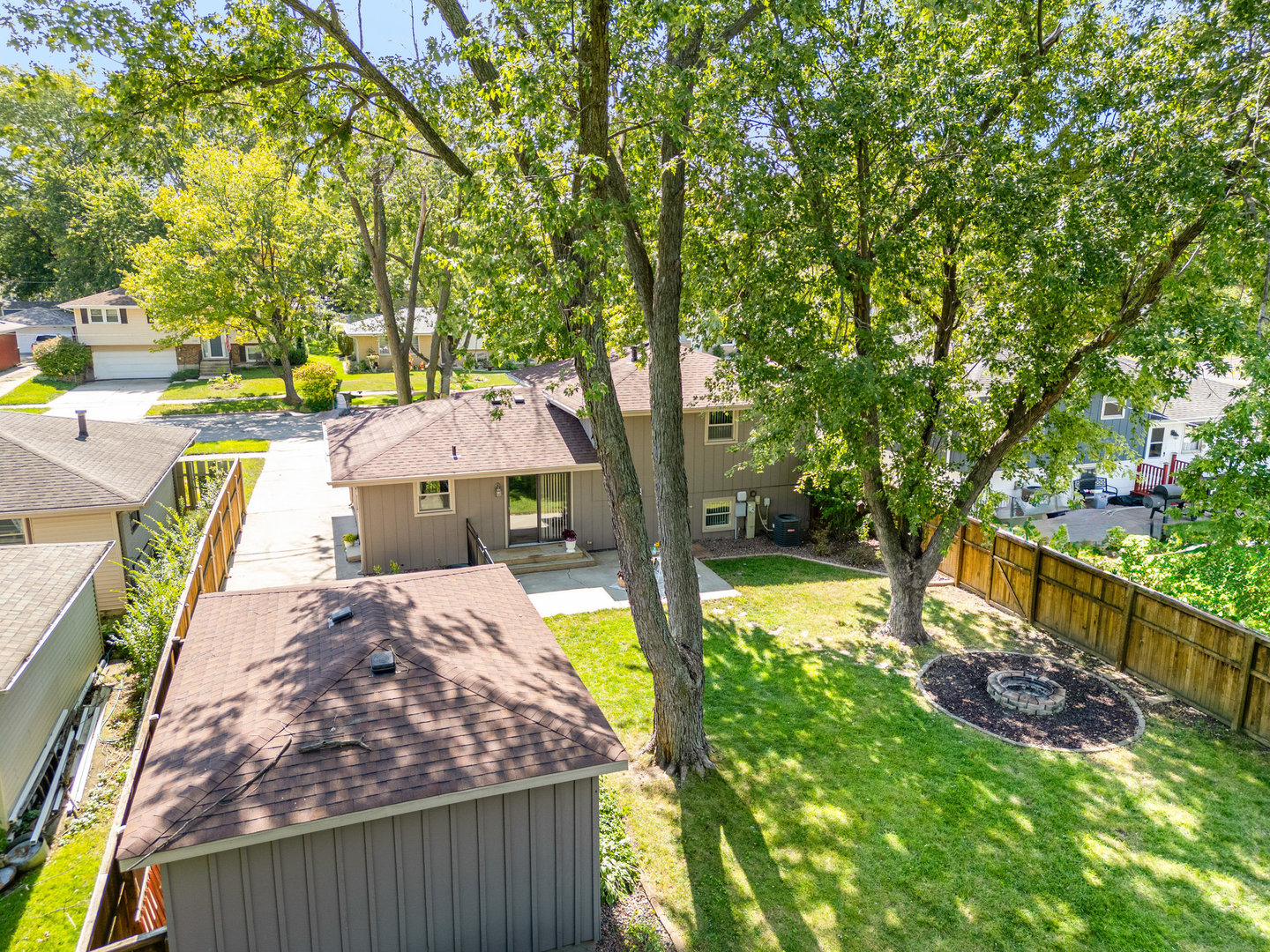 2009 Westfield Road, Joliet, IL 60435