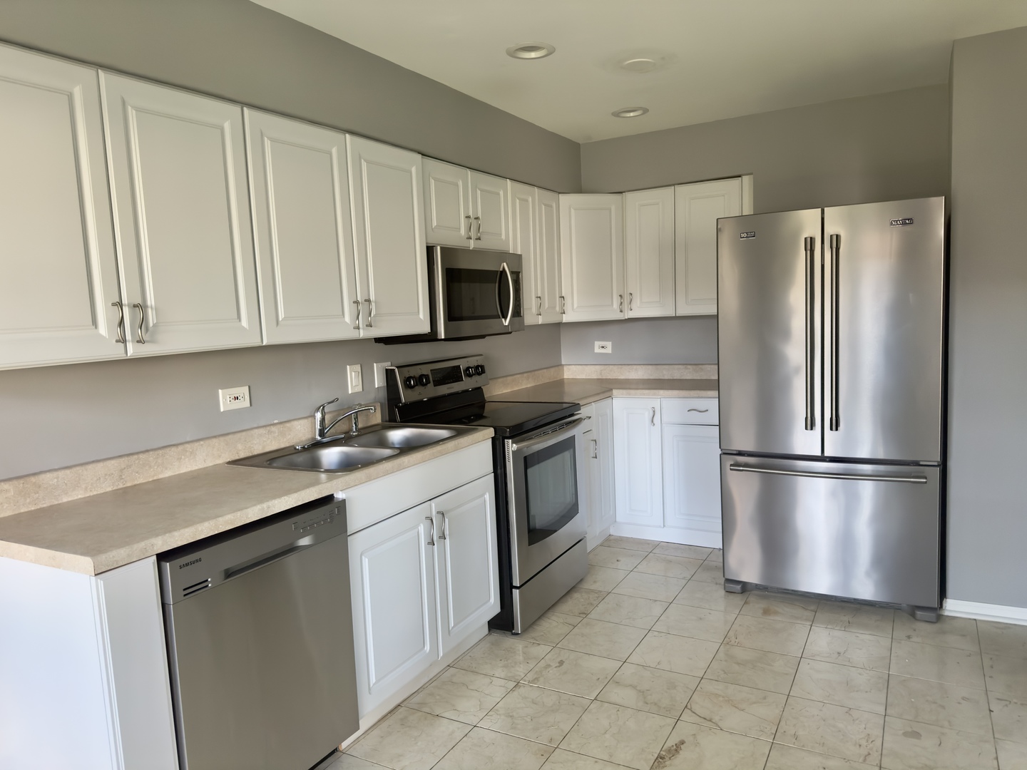 1356 S Lorraine Road #C, Wheaton, IL 60189