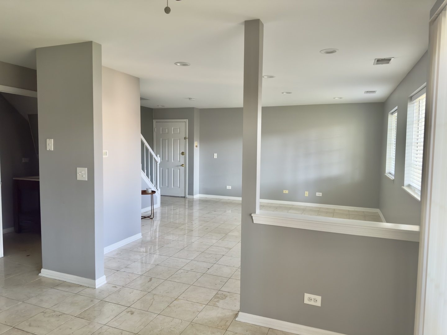 1356 S Lorraine Road #C, Wheaton, IL 60189