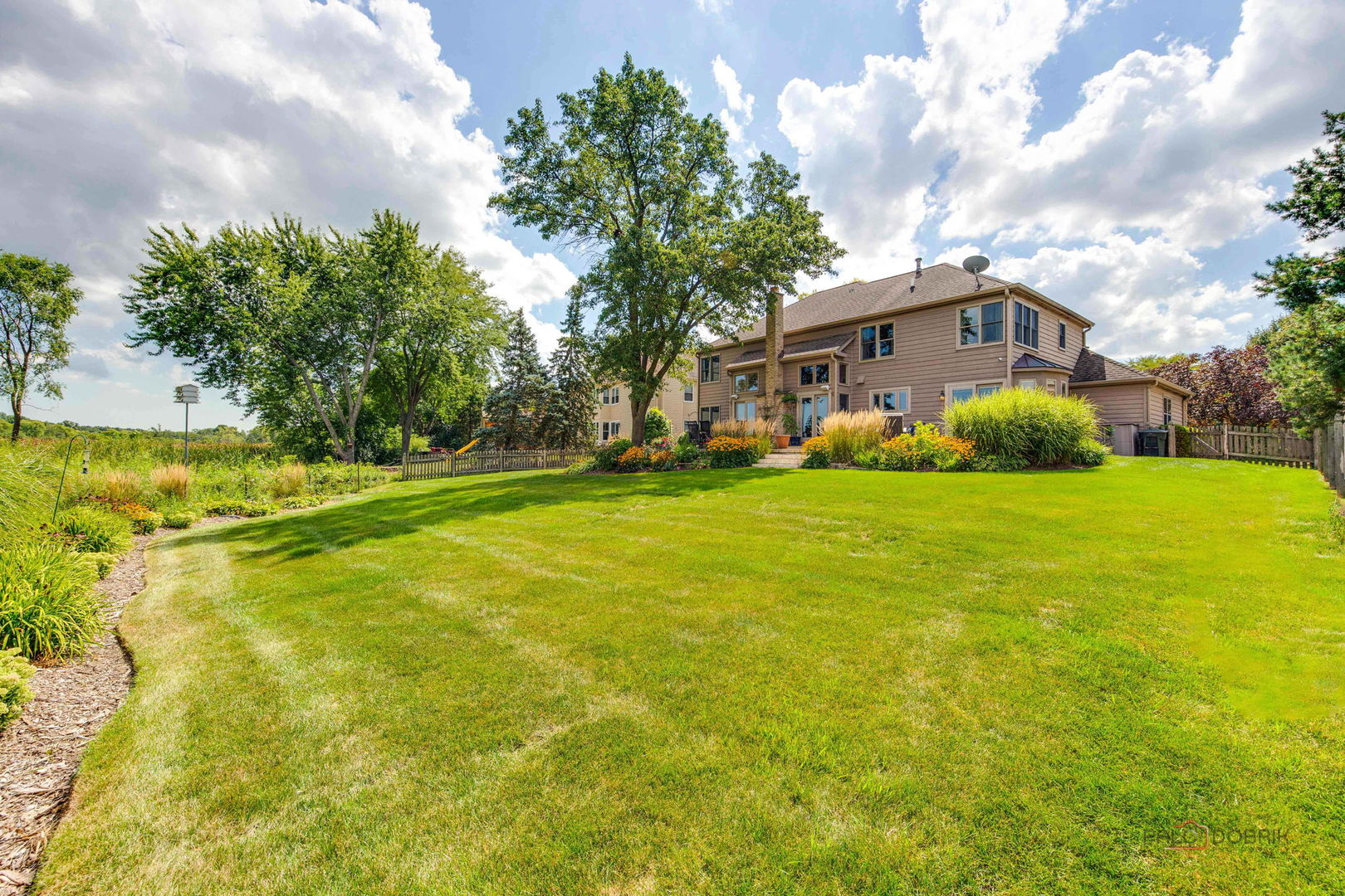 360 Ambria Drive, Mundelein, IL 60060