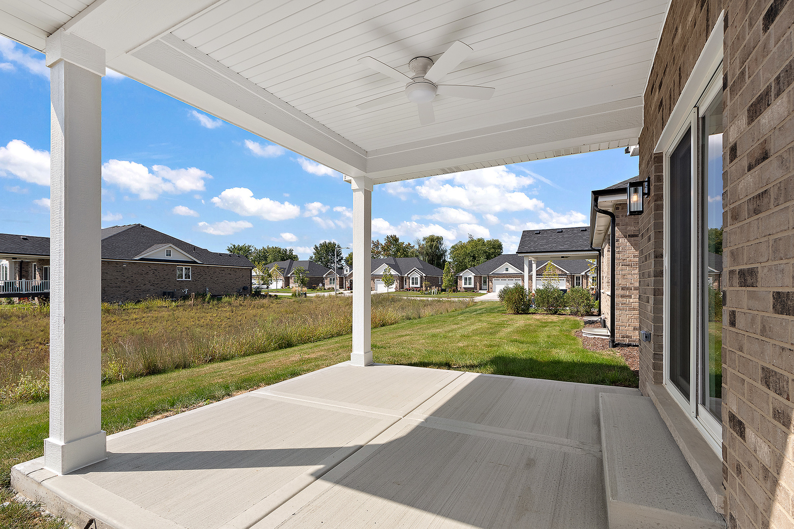 12193 Curragh Meadow Way, Lemont, IL 60439