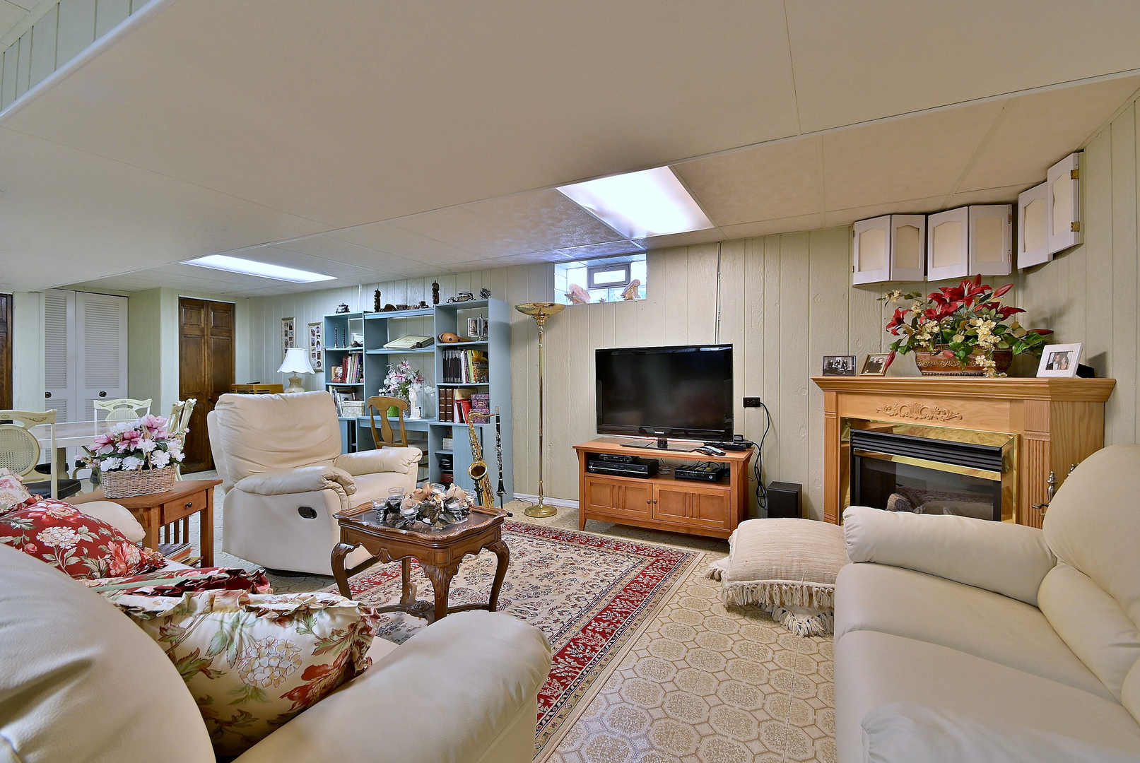8512 N Oriole Avenue, Niles, IL 60714