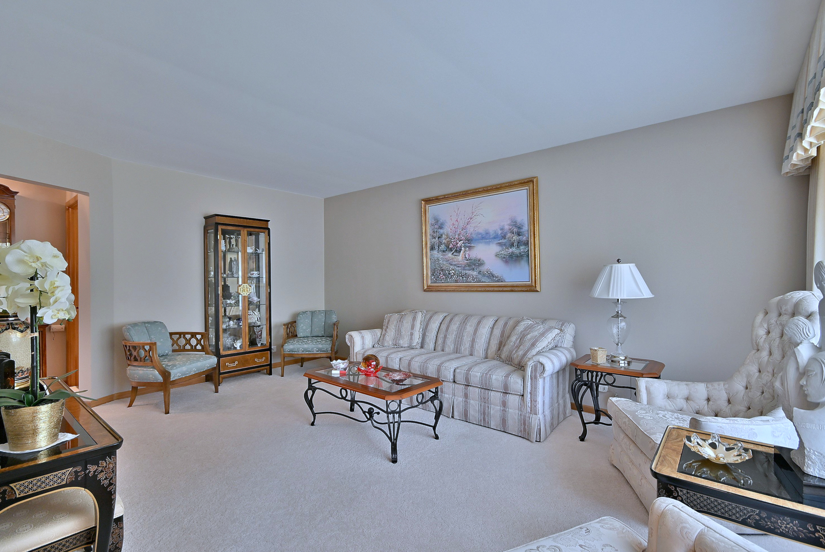 8512 N Oriole Avenue, Niles, IL 60714
