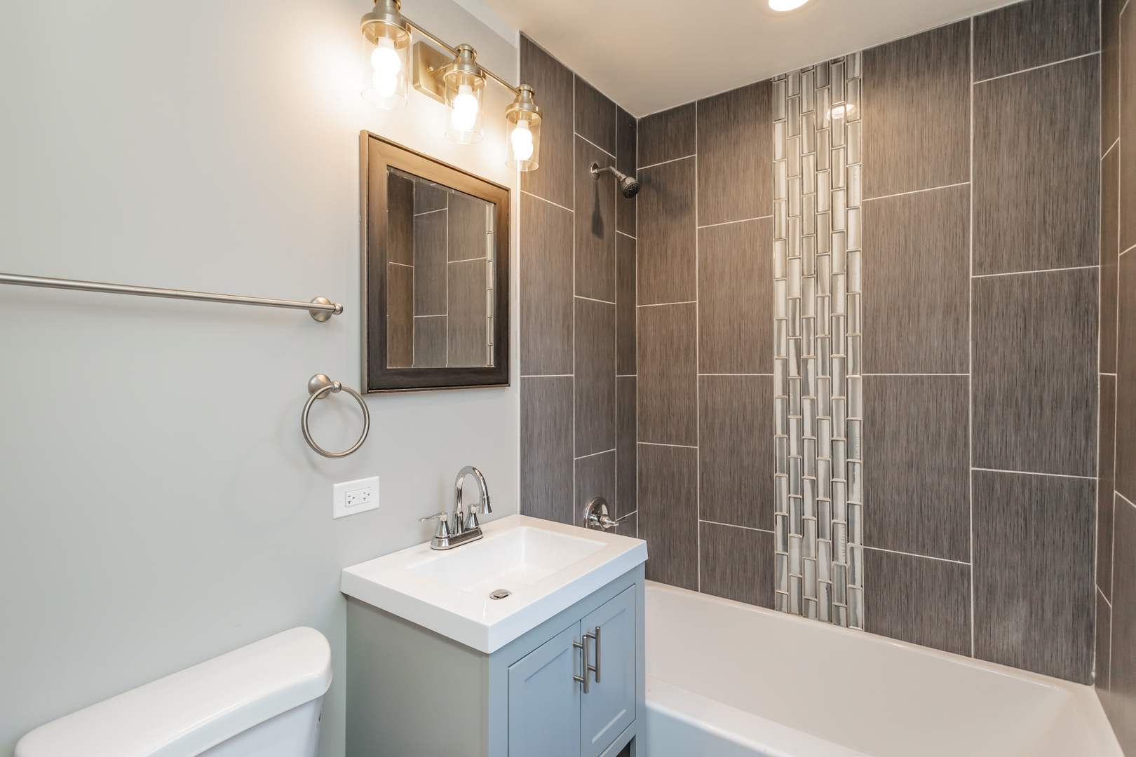9240 S Aberdeen Street, Chicago, IL 60620