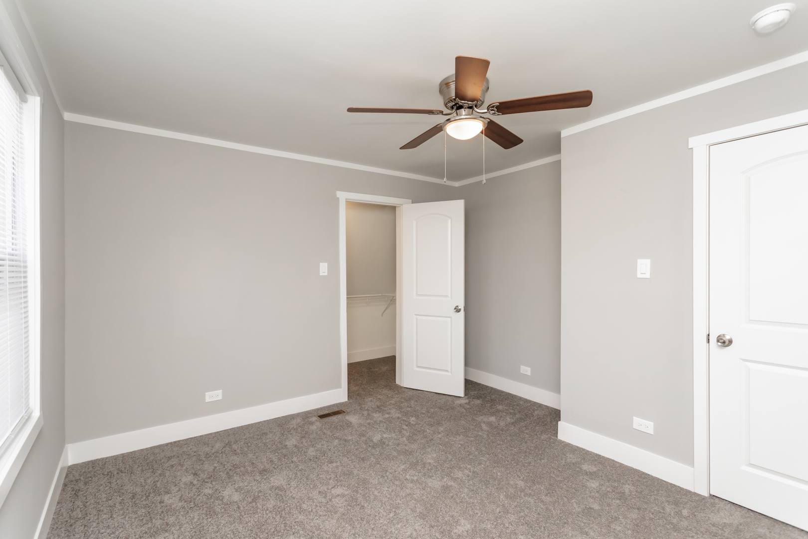 9240 S Aberdeen Street, Chicago, IL 60620