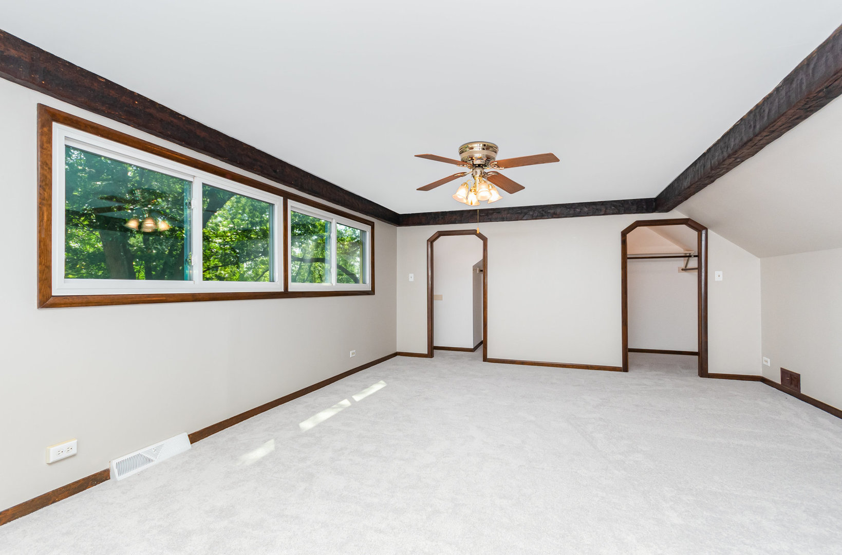 6N325 Linden Avenue, Medinah, IL 60157